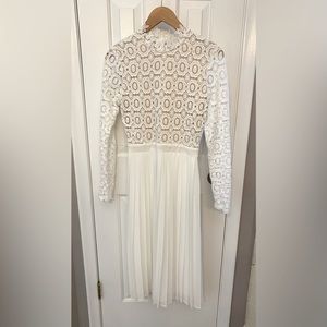 Ivy City Co Arabella Lace Dress in White size small